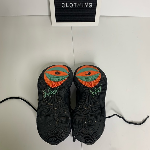 Nike Men’s Kyrie 6 Shot Clock 2020 Basketball Shoe Size 7.5 - Picture 6 of 13